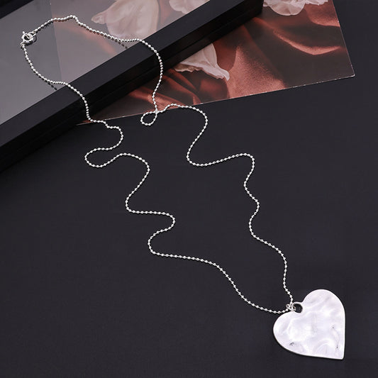 Wrinkled Heart Pendant Necklace – Silver