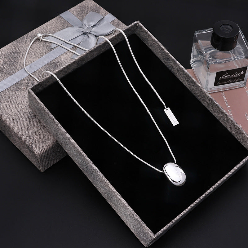 Oval Pendant Snake Chain Necklace – Silver