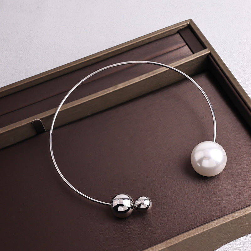 Pearl Accent Open Collar Necklace – Gold/Silver
